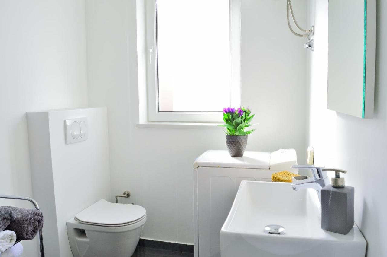 Apartment Domus Lauri Umag Buitenkant foto