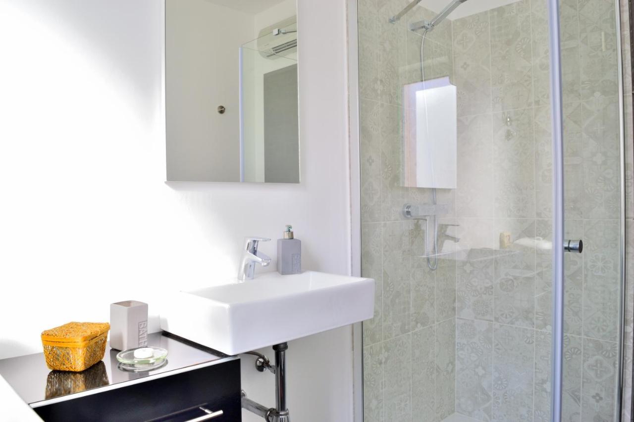 Apartment Domus Lauri Umag Buitenkant foto
